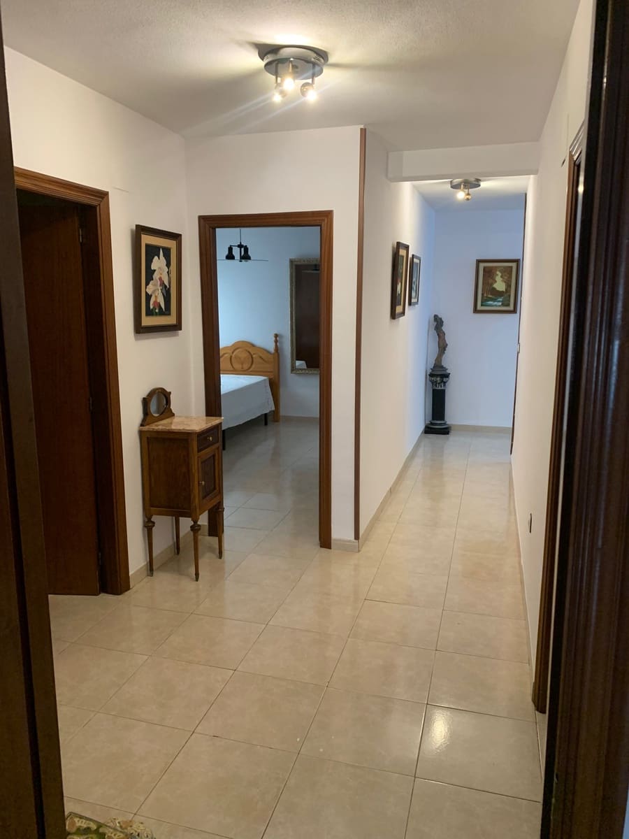 Apartamento de 3 habitaciones en Alfaz del Pi / L'Alfàs del Pi en venta con garaje - 255.000 € (Ref: 9438487)