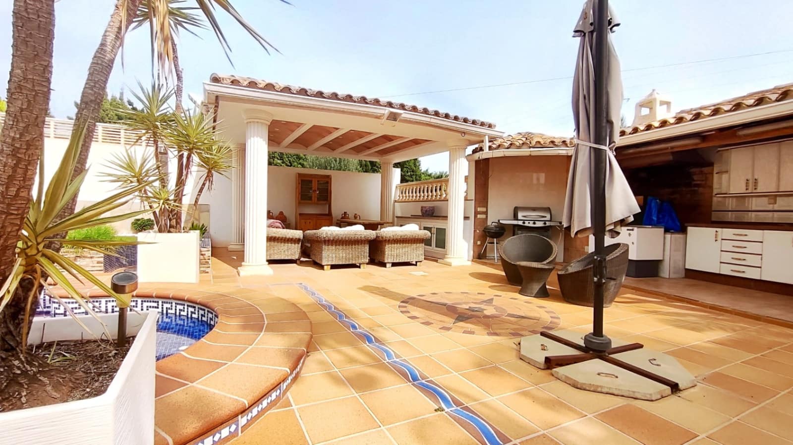 5 sovrum Semi-fristående Villa till salu i La Nucia med pool garage - 540 000 € (Ref: 9438933)