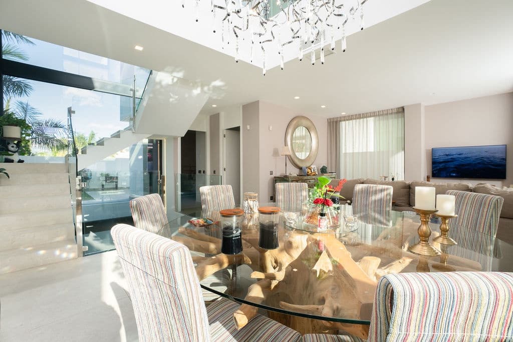 4 soverom Villa til salgs i Albir med svømmebasseng garasje - € 1 675 000 (Ref: 9449273)