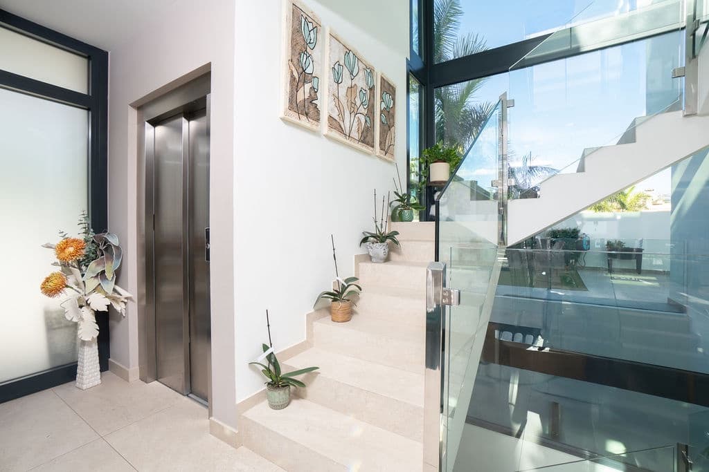 4 soverom Villa til salgs i Albir med svømmebasseng garasje - € 1 675 000 (Ref: 9449273)