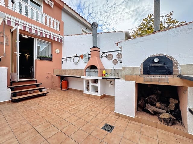 3 chambre Bungalow à vendre à La Nucia Pueblo  , La Nucia avec piscine - 279 000 € (Ref: 9451500)