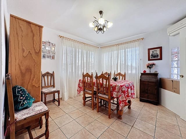 3 chambre Bungalow à vendre à La Nucia Pueblo  , La Nucia avec piscine - 279 000 € (Ref: 9451500)