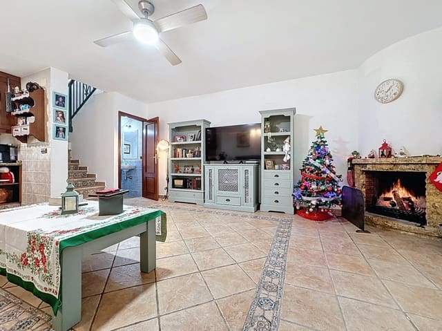 3 chambre Bungalow à vendre à La Nucia Pueblo  , La Nucia avec piscine - 279 000 € (Ref: 9451500)