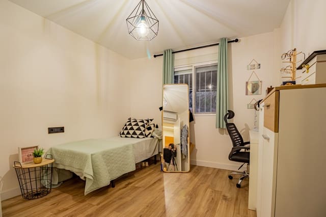 3 chambre Villa/Maison Semi-Mitoyenne à vendre à La Nucia Pueblo  , La Nucia avec piscine garage - 474 000 € (Ref: 9451501)