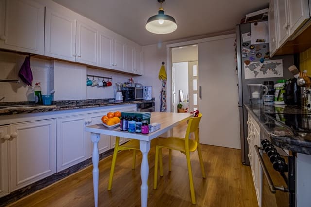 4 quarto Apartamento para arrendar em Centro Urbano, La Villajoyosa / Vila Joiosa - 1 250 € (Ref: 9475651)