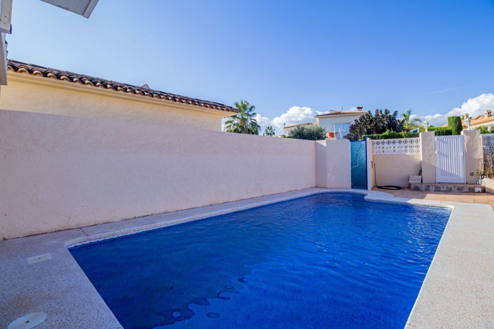 3 makuuhuone Huoneisto vuokrattavana paikassa La Nucia mukana uima-altaan 
autotalli - 1 500 € (Ref: 9475652)