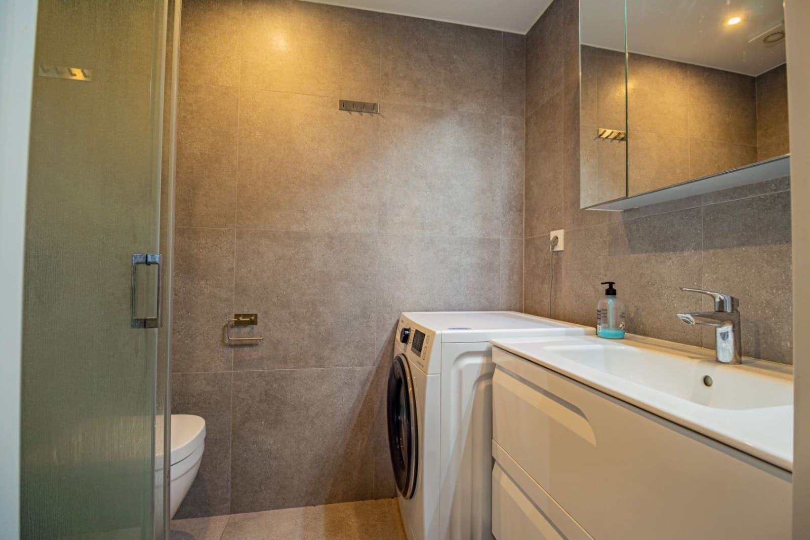 2 bedroom Apartment for sale in Albir - € 380,000 (Ref: 9496560)