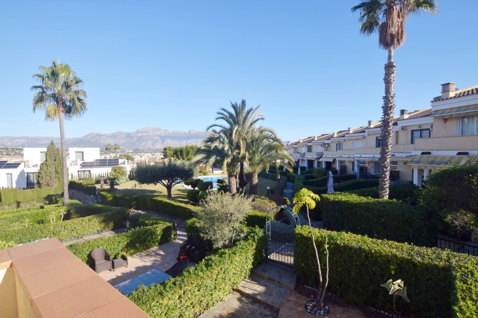 3 bedroom Bungalow for sale in Albir with pool garage - € 355,000 (Ref: 9499822)