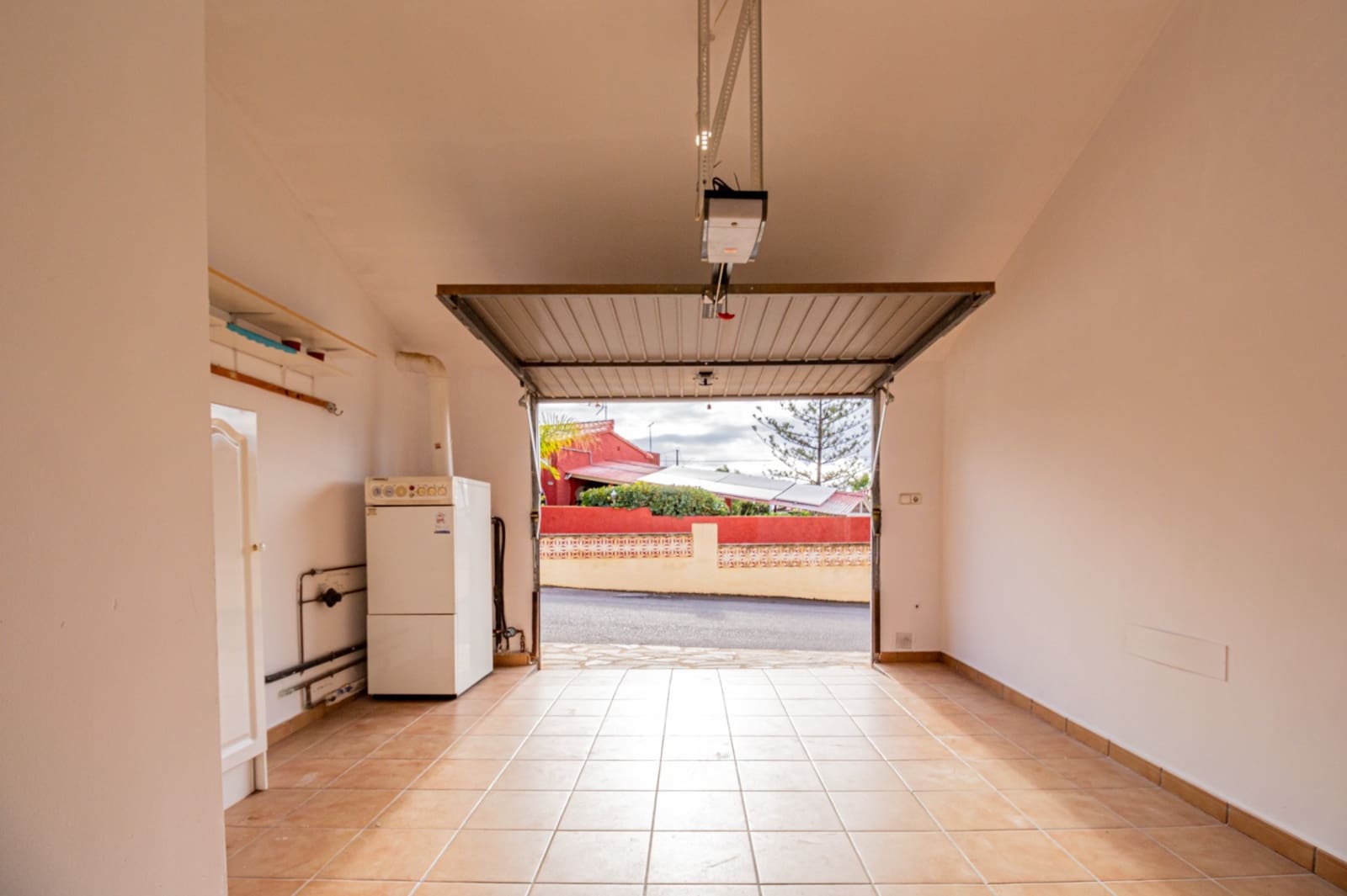 3 slaapkamer Bungalow te koop in Albir met zwembad garage - € 355.000 (Ref: 9499822)