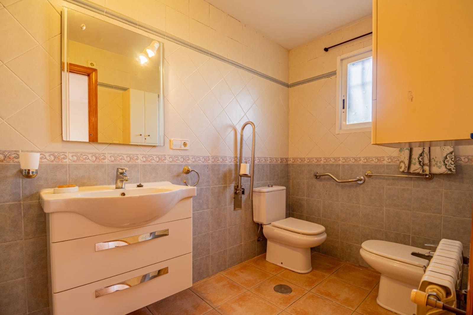 3 slaapkamer Bungalow te koop in Albir met zwembad garage - € 355.000 (Ref: 9499822)