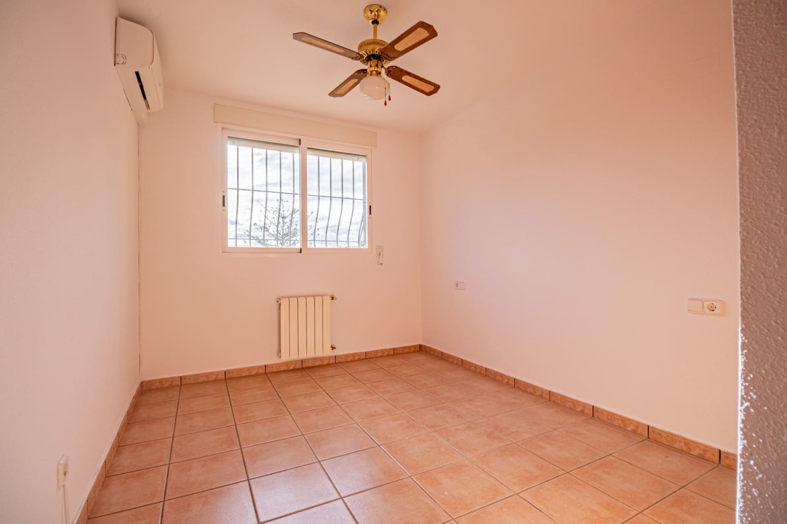 3 slaapkamer Bungalow te koop in Albir met zwembad garage - € 355.000 (Ref: 9499822)