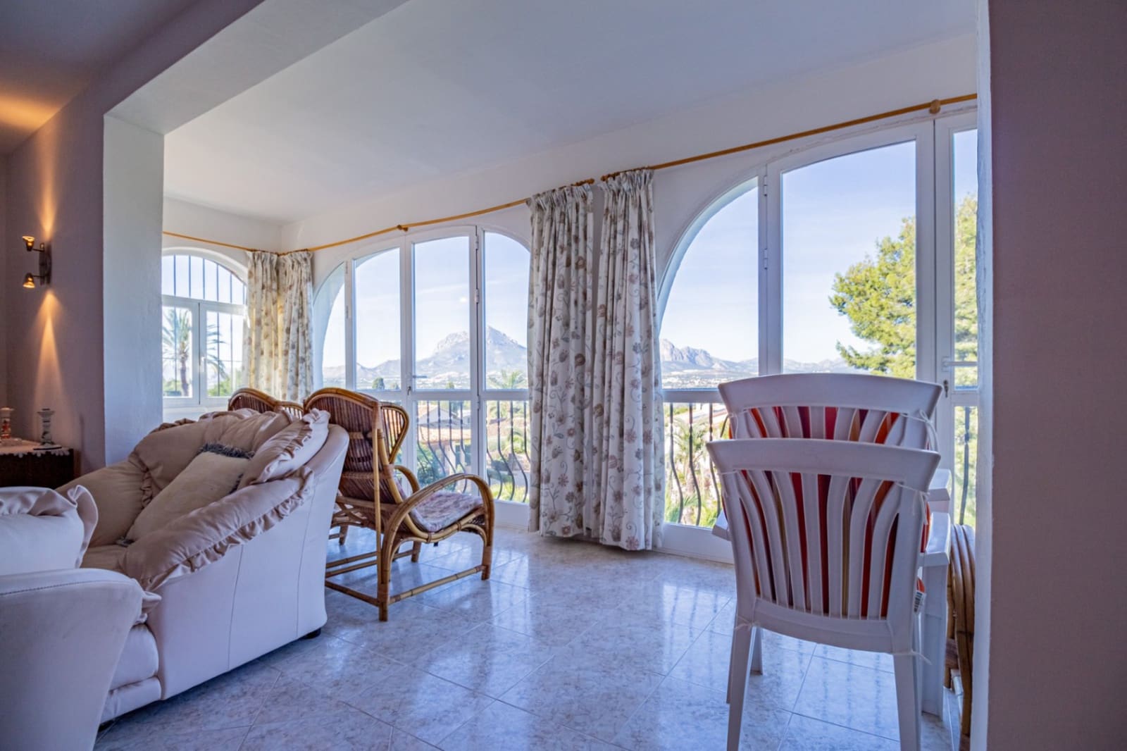 5 slaapkamer Villa te koop in Albir met zwembad garage - € 580.000 (Ref: 9503012)