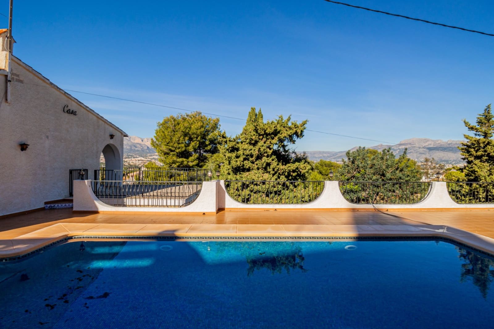 5 slaapkamer Villa te koop in Albir met zwembad garage - € 580.000 (Ref: 9503012)