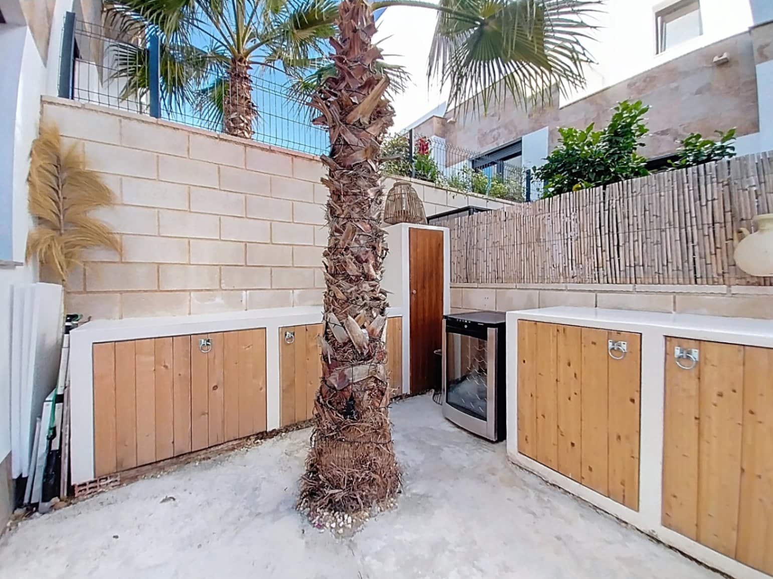 2 slaapkamer Bungalow te koop in Polop met zwembad garage - € 339.500 (Ref: 9503383)