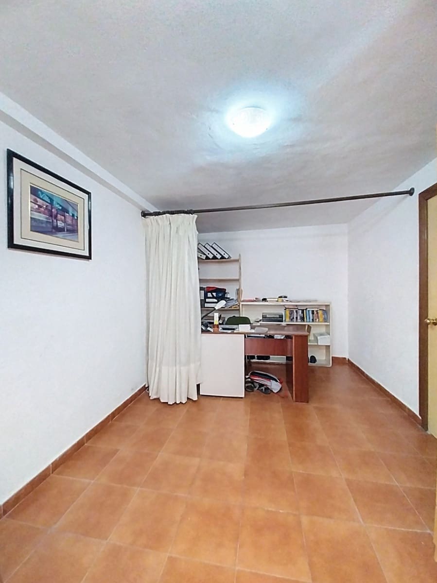 4 bedroom Villa for sale in Alfaz del Pi / L'Alfas del Pi with pool garage - € 898,000 (Ref: 9516016)