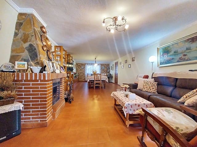 4 bedroom Villa for sale in Pueblo - Urbanizaciones, Alfaz del Pi / L'Alfàs del Pi with pool garage - € 898,000 (Ref: 9516016)