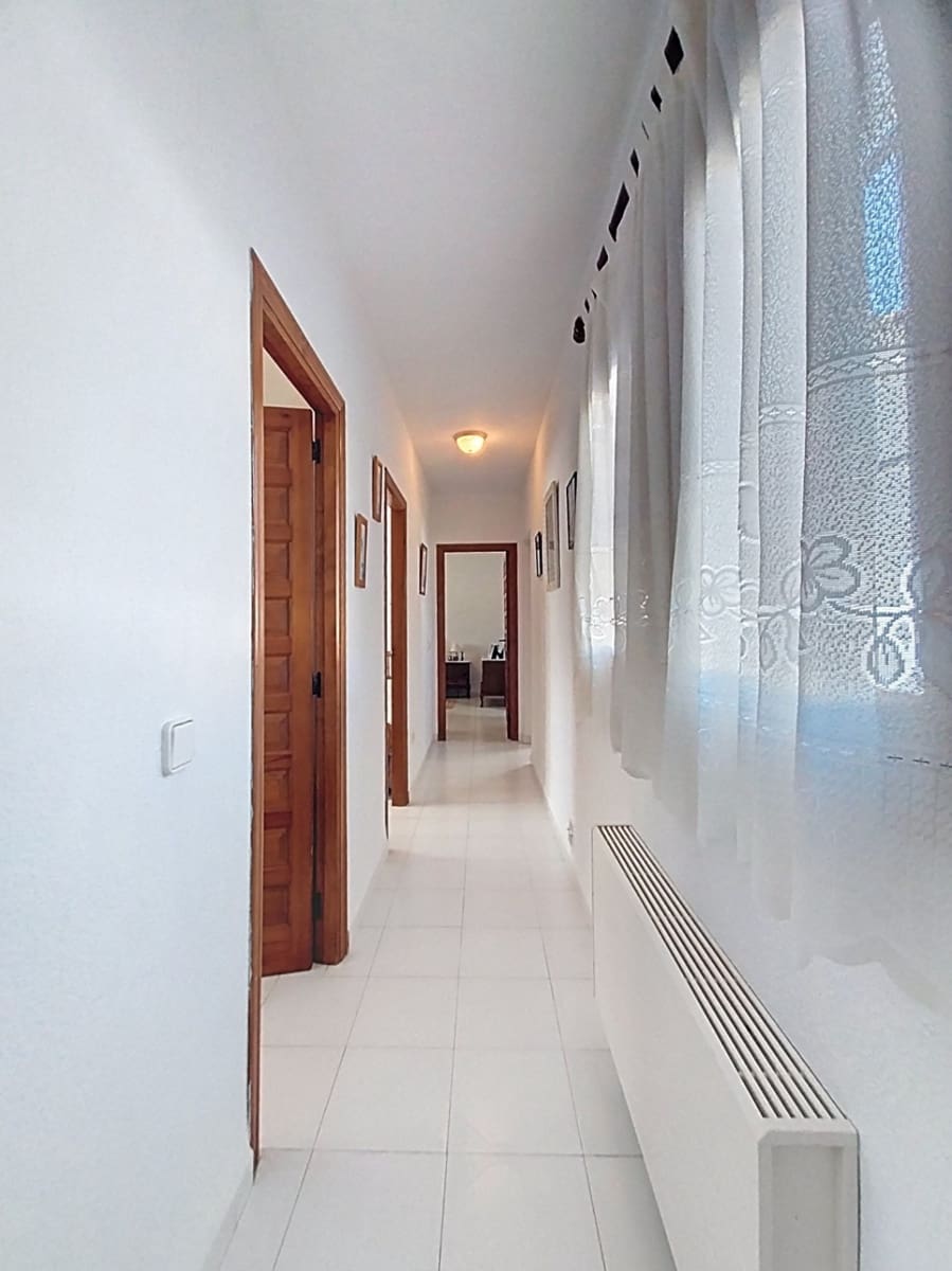 4 bedroom Villa for sale in Alfaz del Pi / L'Alfas del Pi with pool garage - € 898,000 (Ref: 9516016)