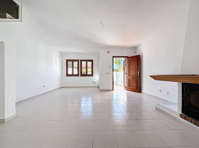 3 soveværelse Bungalow til salg i Albir, Alfaz del Pi / L'Alfàs del Pi med swimmingpool - € 361.500 (Ref: 9522836)