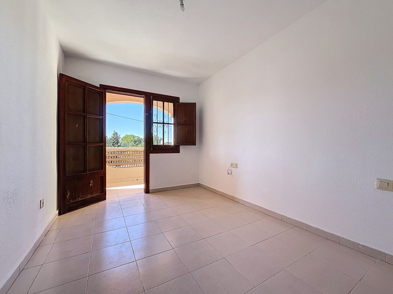 3 soveværelse Bungalow til salg i Albir med swimmingpool - € 361.500 (Ref: 9522836)