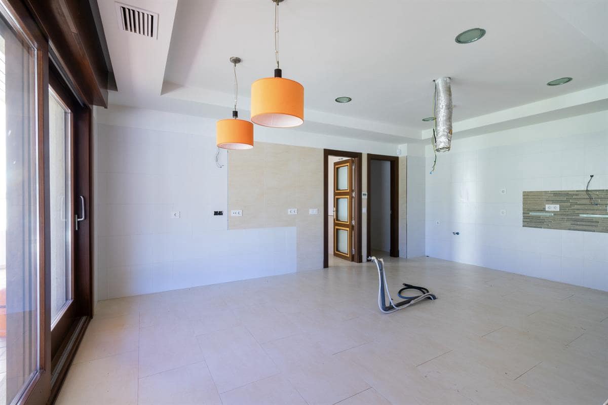 6 slaapkamer Villa te koop in Albir met zwembad garage - € 1.650.000 (Ref: 9524782)