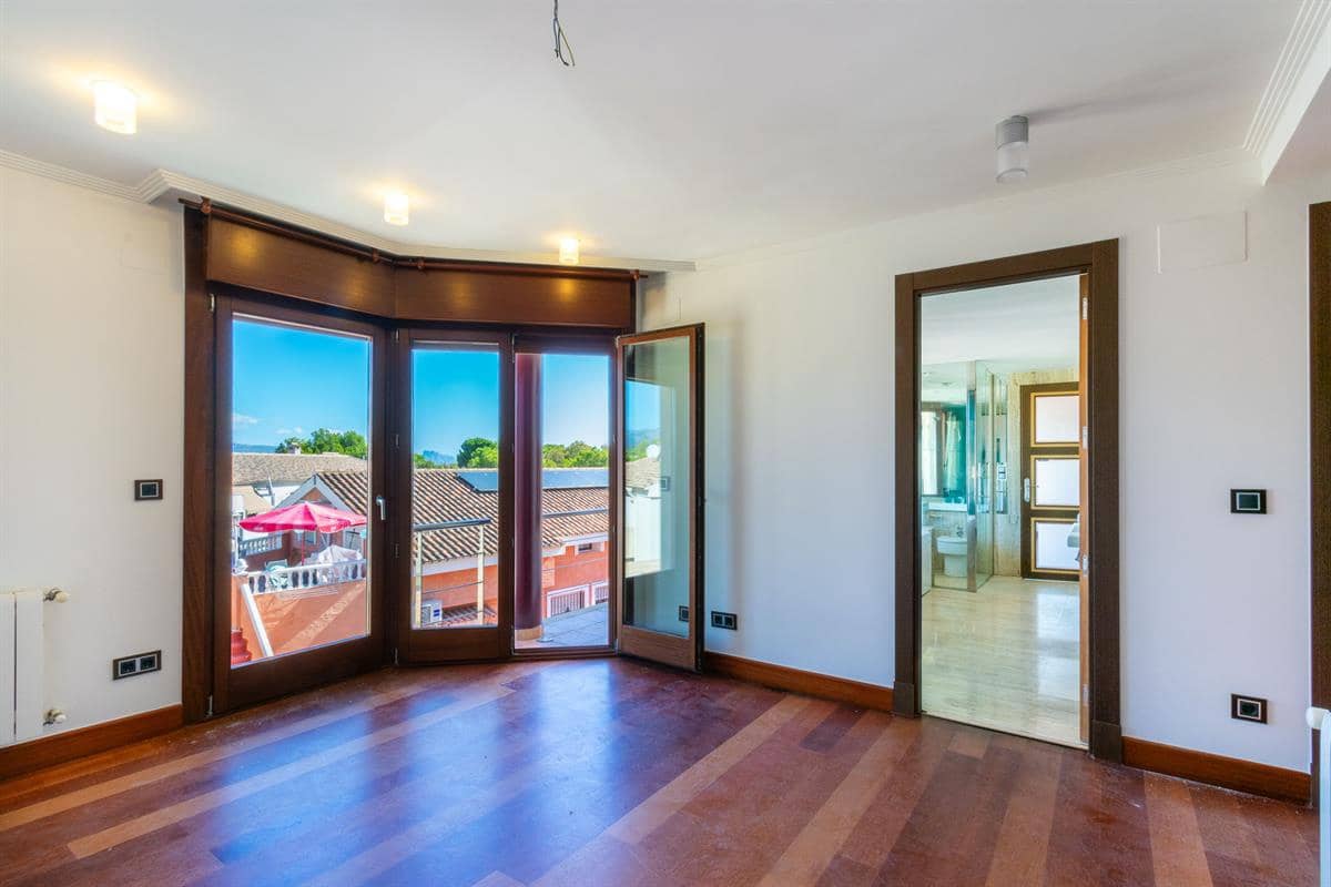 6 slaapkamer Villa te koop in Albir met zwembad garage - € 1.650.000 (Ref: 9524782)