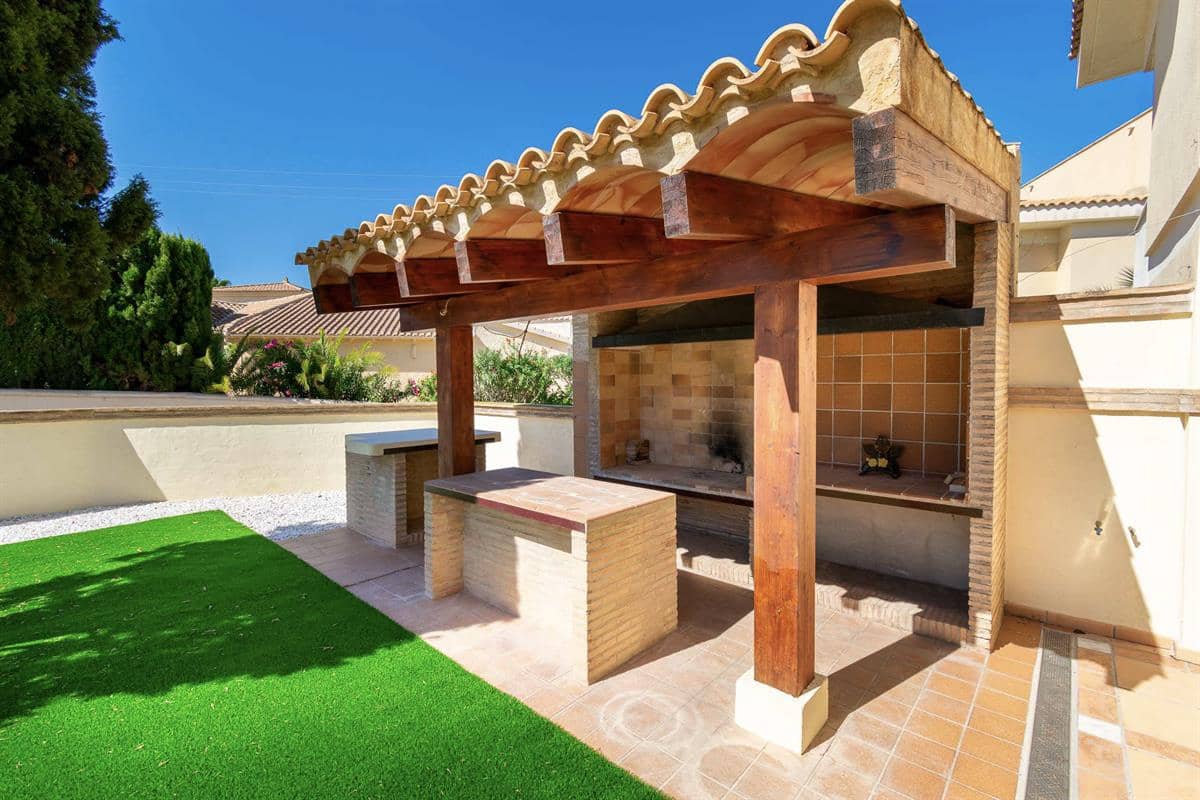 6 slaapkamer Villa te koop in Albir met zwembad garage - € 1.650.000 (Ref: 9524782)