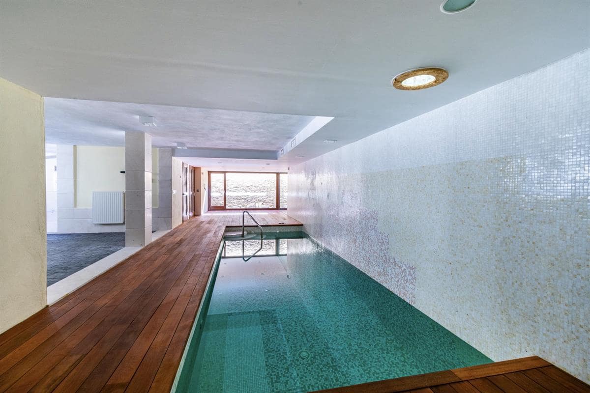 6 slaapkamer Villa te koop in Albir met zwembad garage - € 1.650.000 (Ref: 9524782)