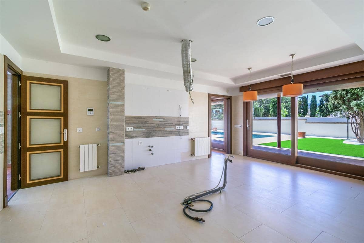 6 slaapkamer Villa te koop in Albir met zwembad garage - € 1.650.000 (Ref: 9524782)