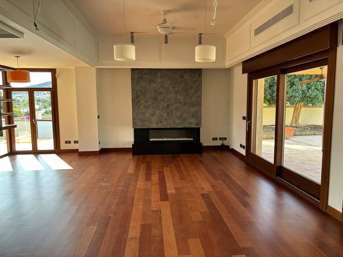 6 slaapkamer Villa te koop in Albir met zwembad garage - € 1.650.000 (Ref: 9524782)