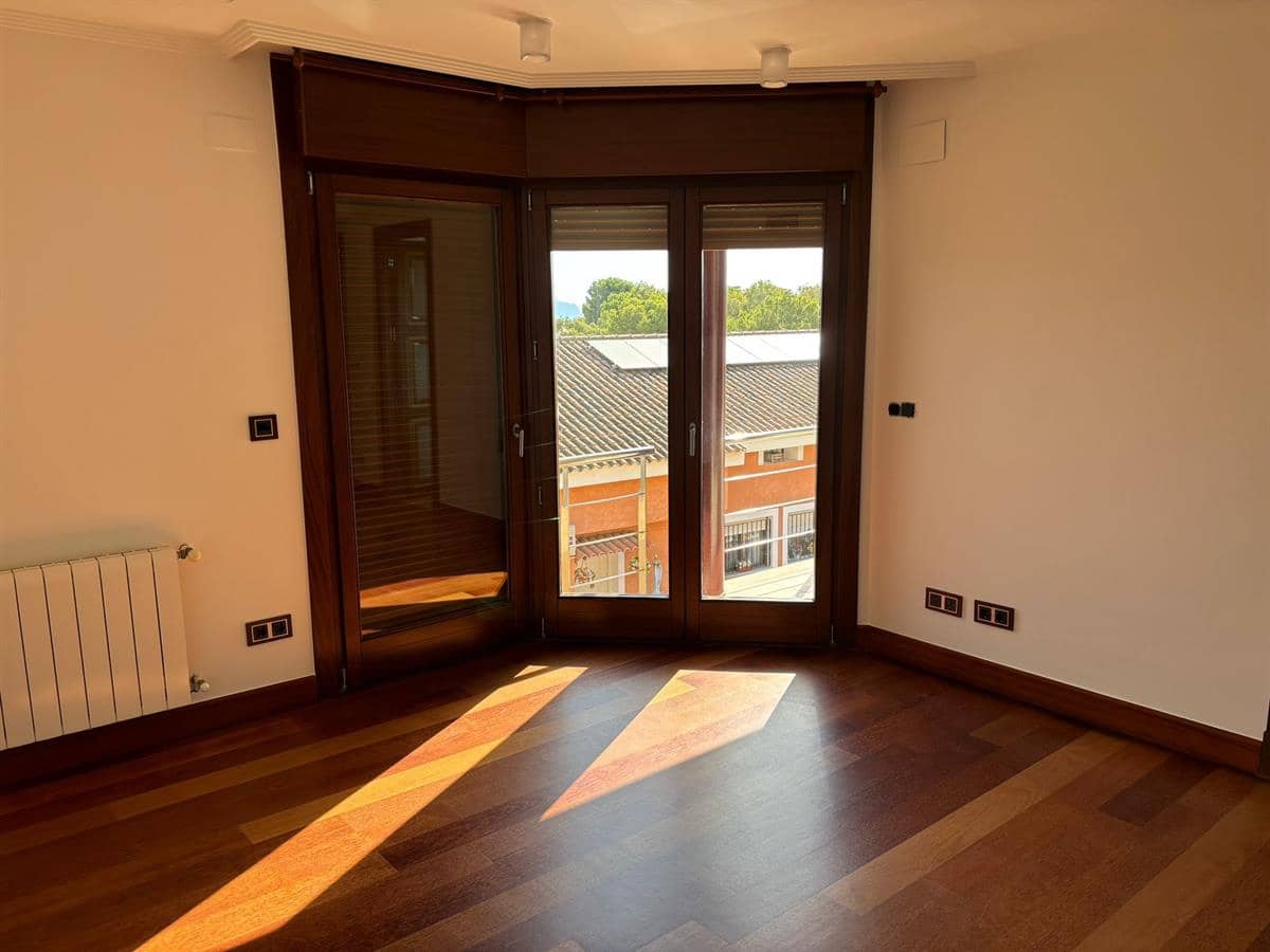 6 slaapkamer Villa te koop in Albir met zwembad garage - € 1.650.000 (Ref: 9524782)