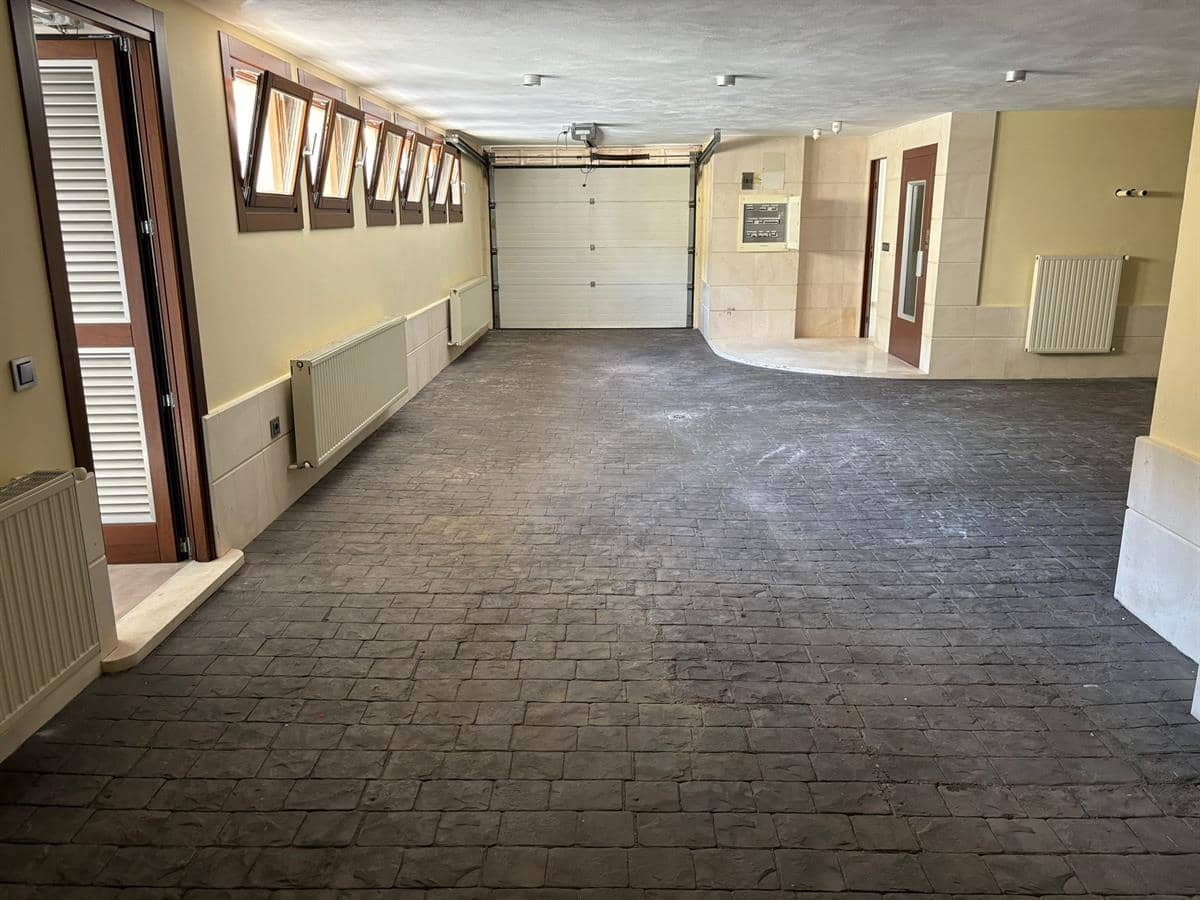 6 slaapkamer Villa te koop in Albir met zwembad garage - € 1.650.000 (Ref: 9524782)