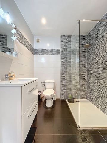 7 Zimmer Villa zu verkaufen in Pueblo - Urbanizaciones, Alfaz del Pi / L'Alfàs del Pi mit Pool Garage - 730.000 € (Ref: 9525562)