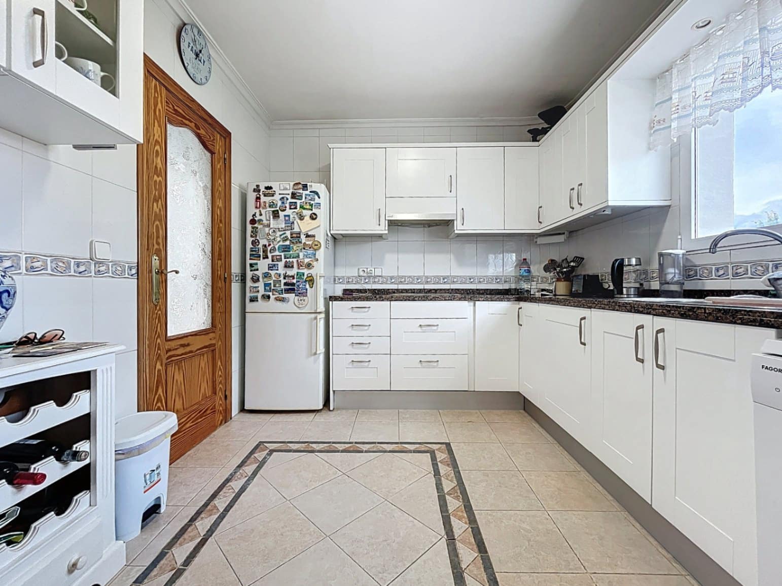 7 sovrum Villa till salu i Alfaz del Pi / L'Alfas del Pi med pool garage - 750 000 € (Ref: 9525562)