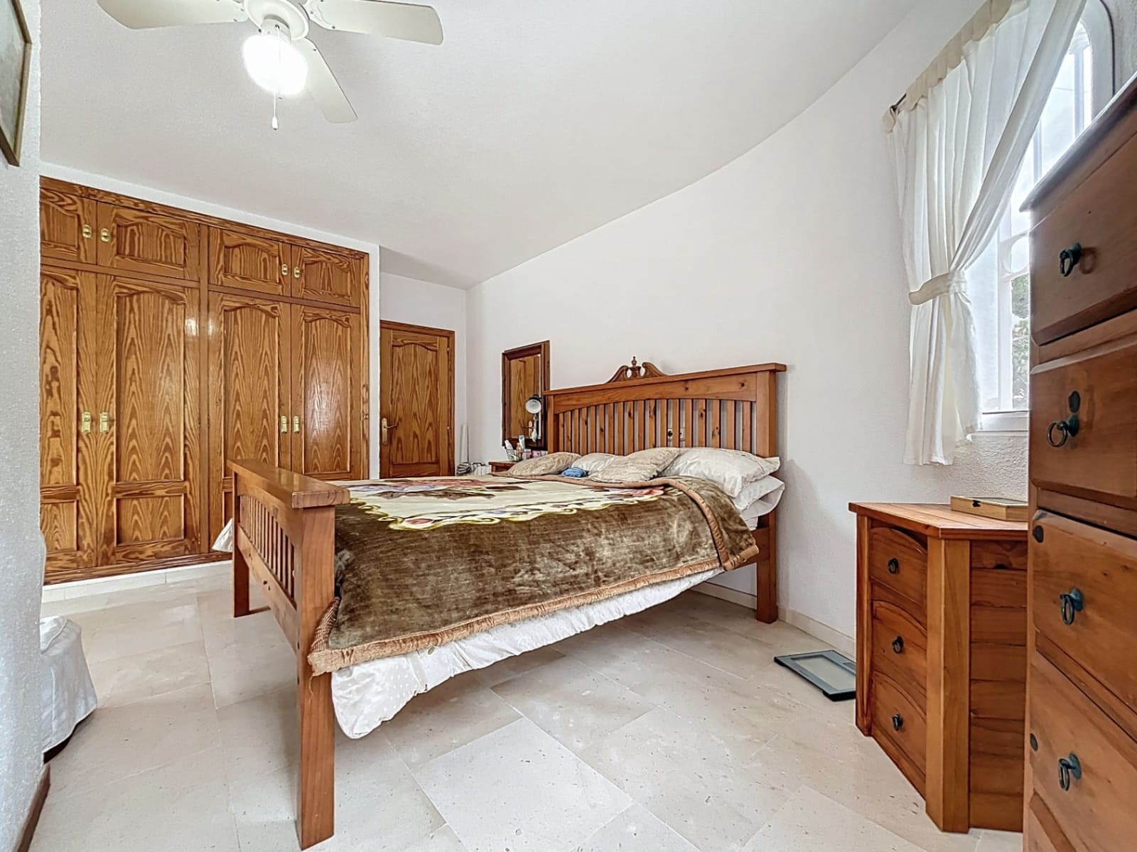 7 sovrum Villa till salu i Alfaz del Pi / L'Alfas del Pi med pool garage - 750 000 € (Ref: 9525562)