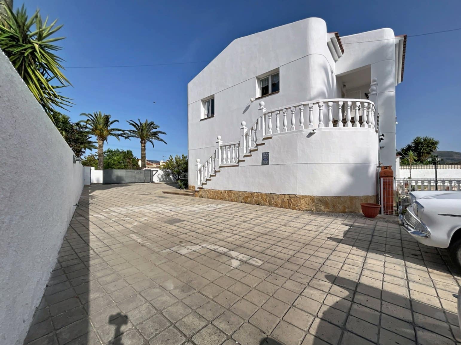7 sovrum Villa till salu i Alfaz del Pi / L'Alfas del Pi med pool garage - 699 000 € (Ref: 9525562)