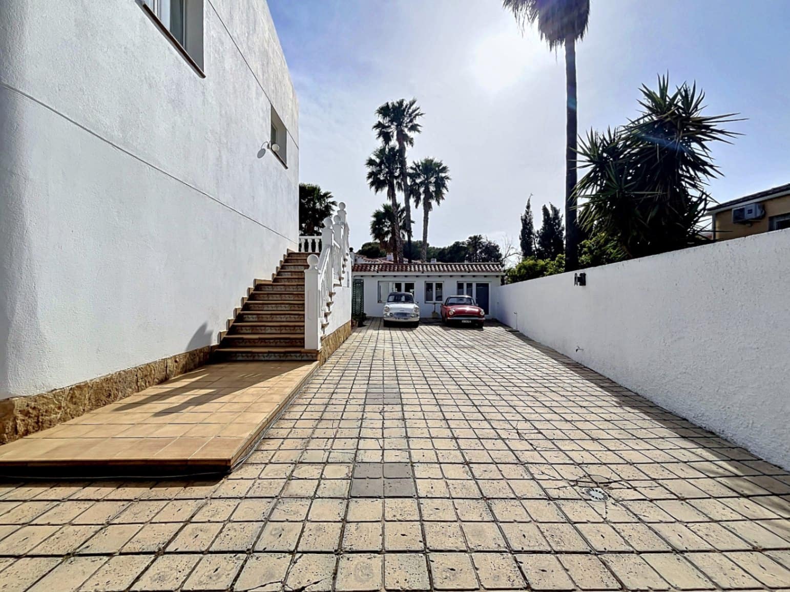 7 sovrum Villa till salu i Alfaz del Pi / L'Alfas del Pi med pool garage - 699 000 € (Ref: 9525562)