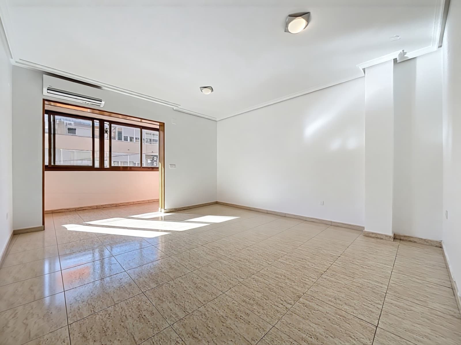 3 slaapkamer Appartement te koop in Alfaz del Pi / L'Alfas del Pi - € 239.900 (Ref: 9525563)