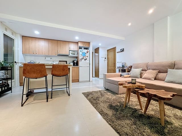 2 soveværelse Lejlighed til salg i Pueblo - Urbanizaciones, Alfaz del Pi / L'Alfàs del Pi med swimmingpool garage - € 225.000 (Ref: 9525740)