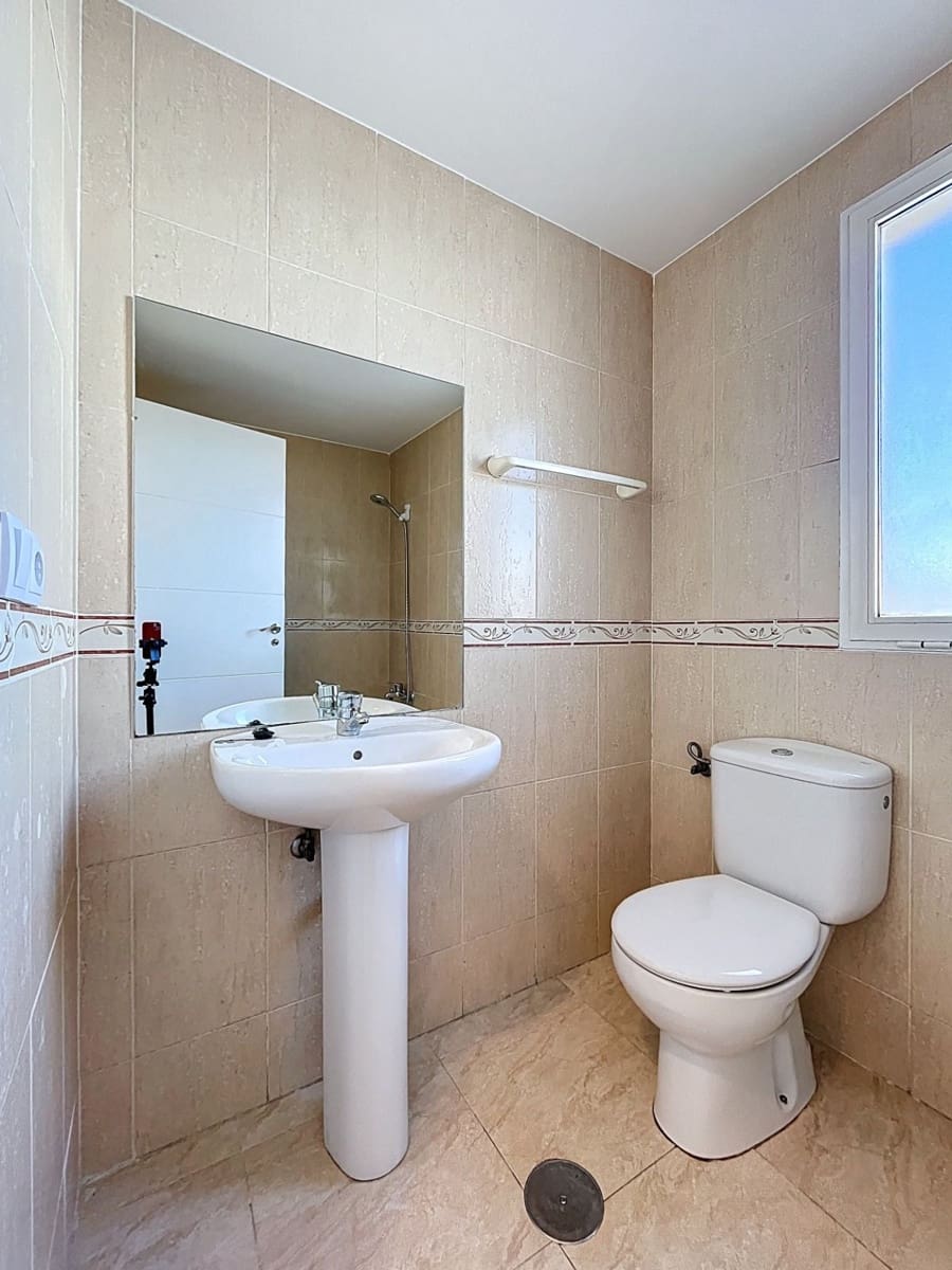 2 soverom Leilighet til salgs i Albir med svømmebasseng garasje - € 210 000 (Ref: 9532814)