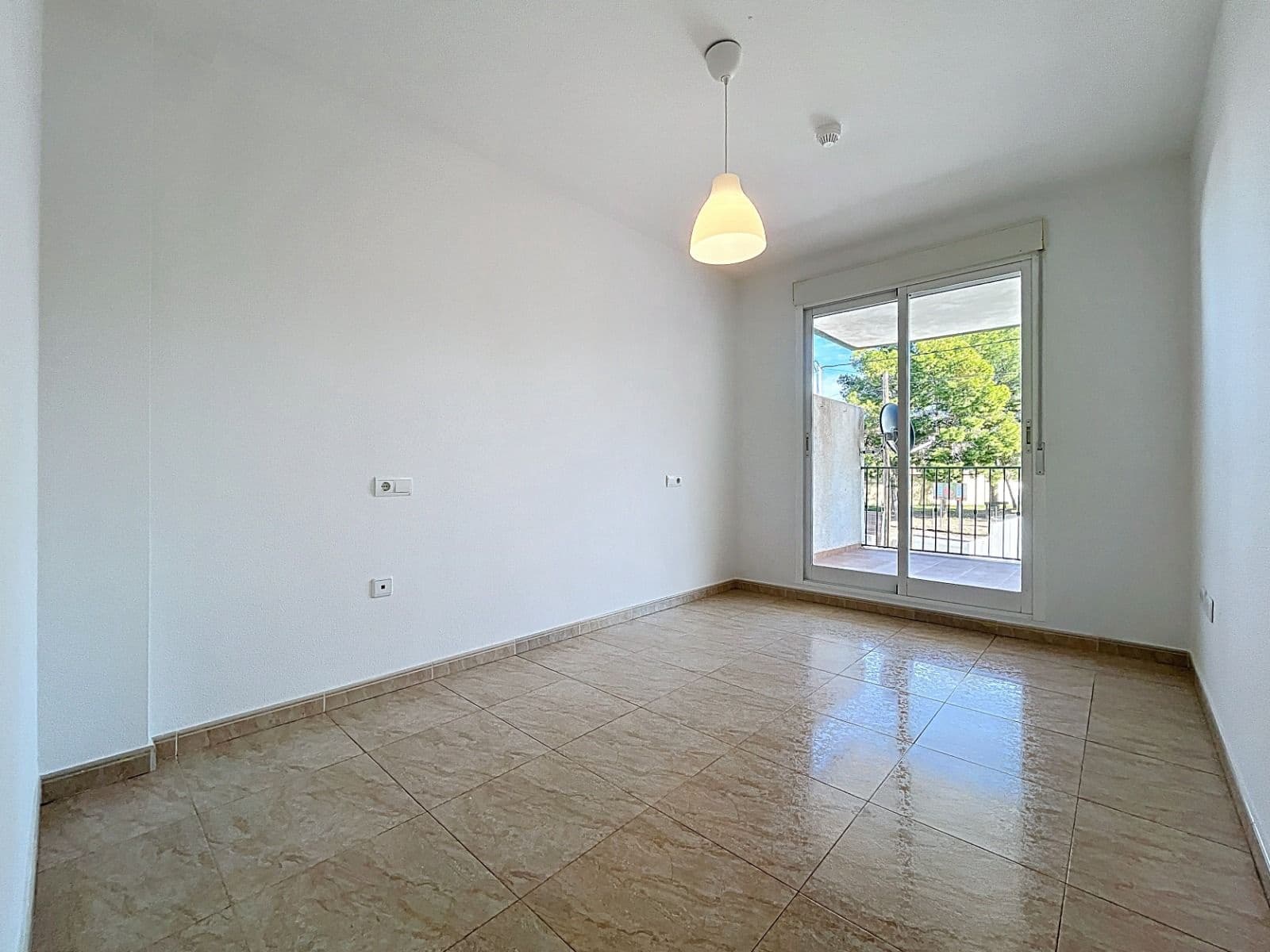 2 soverom Leilighet til salgs i Albir med svømmebasseng garasje - € 210 000 (Ref: 9532814)