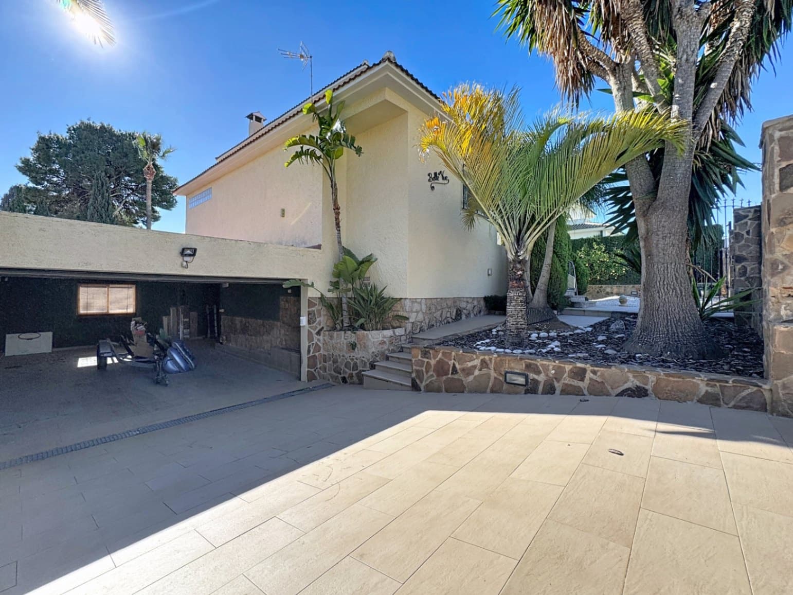 4 sovrum Villa till salu i Benidorm med pool garage - 995 000 € (Ref: 9534024)