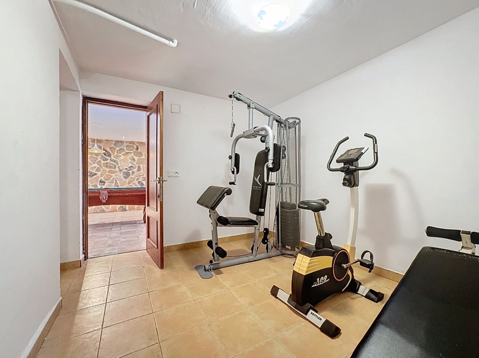 4 Zimmer Villa zu verkaufen in Benidorm mit Pool Garage - 995.000 € (Ref: 9534024)