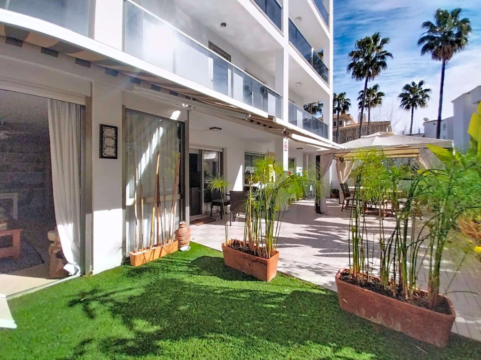 2 soverom Leilighet til salgs i Alfaz del Pi / L'Alfas del Pi med svømmebasseng garasje - € 499 000 (Ref: 9535119)