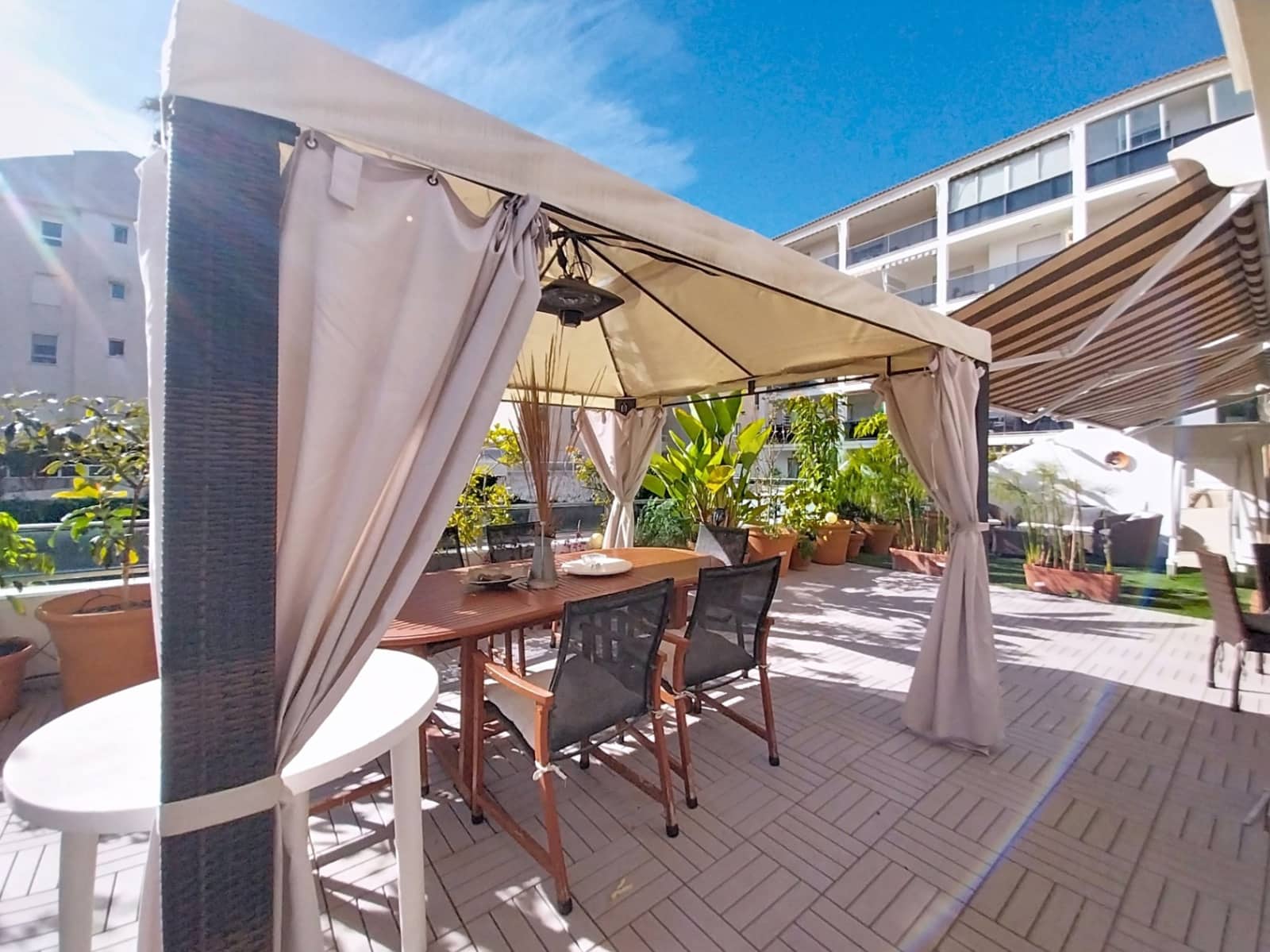 2 soverom Leilighet til salgs i Alfaz del Pi / L'Alfas del Pi med svømmebasseng garasje - € 499 000 (Ref: 9535119)