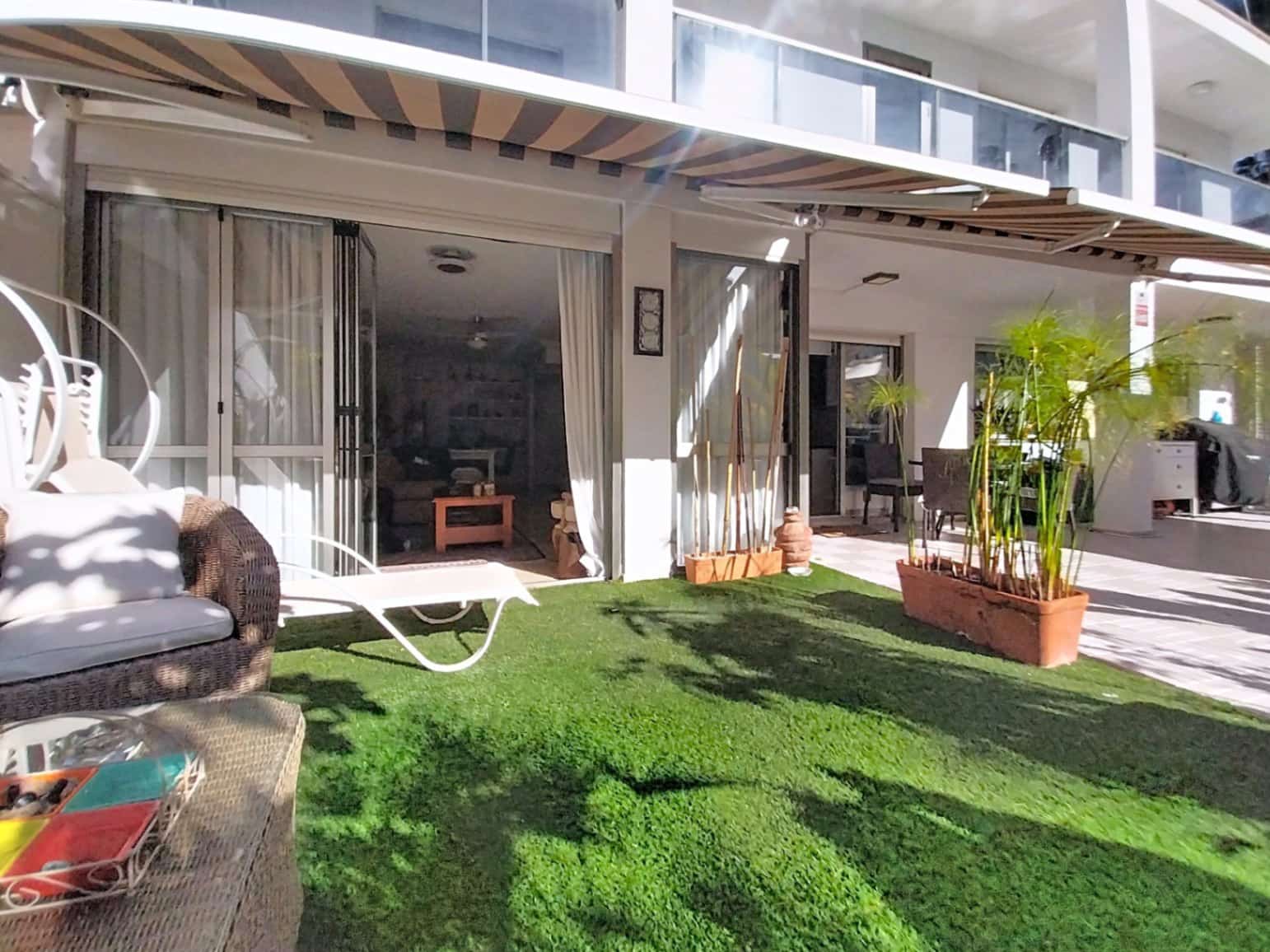 2 bedroom Apartment for sale in Alfaz del Pi / L'Alfas del Pi with pool garage - € 499,000 (Ref: 9535119)