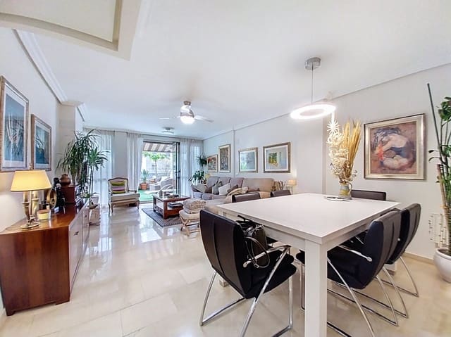 2 Zimmer Apartment zu verkaufen in Albir, Alfaz del Pi / L'Alfàs del Pi mit Pool Garage - 499.000 € (Ref: 9535119)