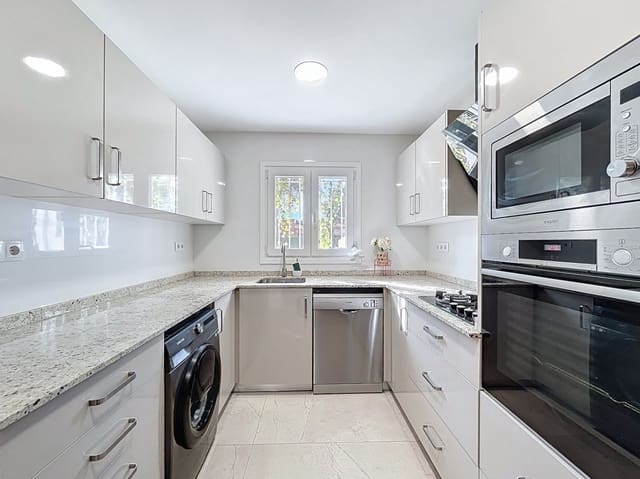 Bungalow de 3 habitaciones en Albir, Alfaz del Pi / L'Alfàs del Pi en venta con piscina garaje - 359.900 € (Ref: 9541817)