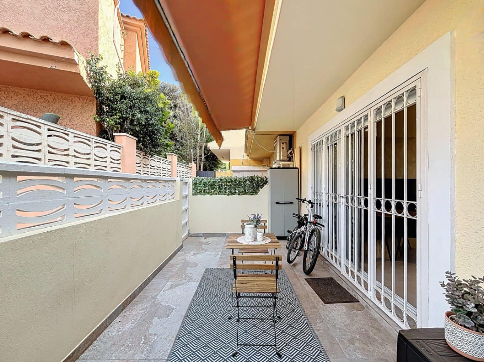 Bungalow de 3 habitaciones en Albir en venta con piscina garaje - 359.900 € (Ref: 9541817)