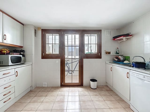 3 soverom Leilighet til salgs i Pueblo - Urbanizaciones, Alfaz del Pi / L'Alfàs del Pi - € 220 500 (Ref: 9542258)