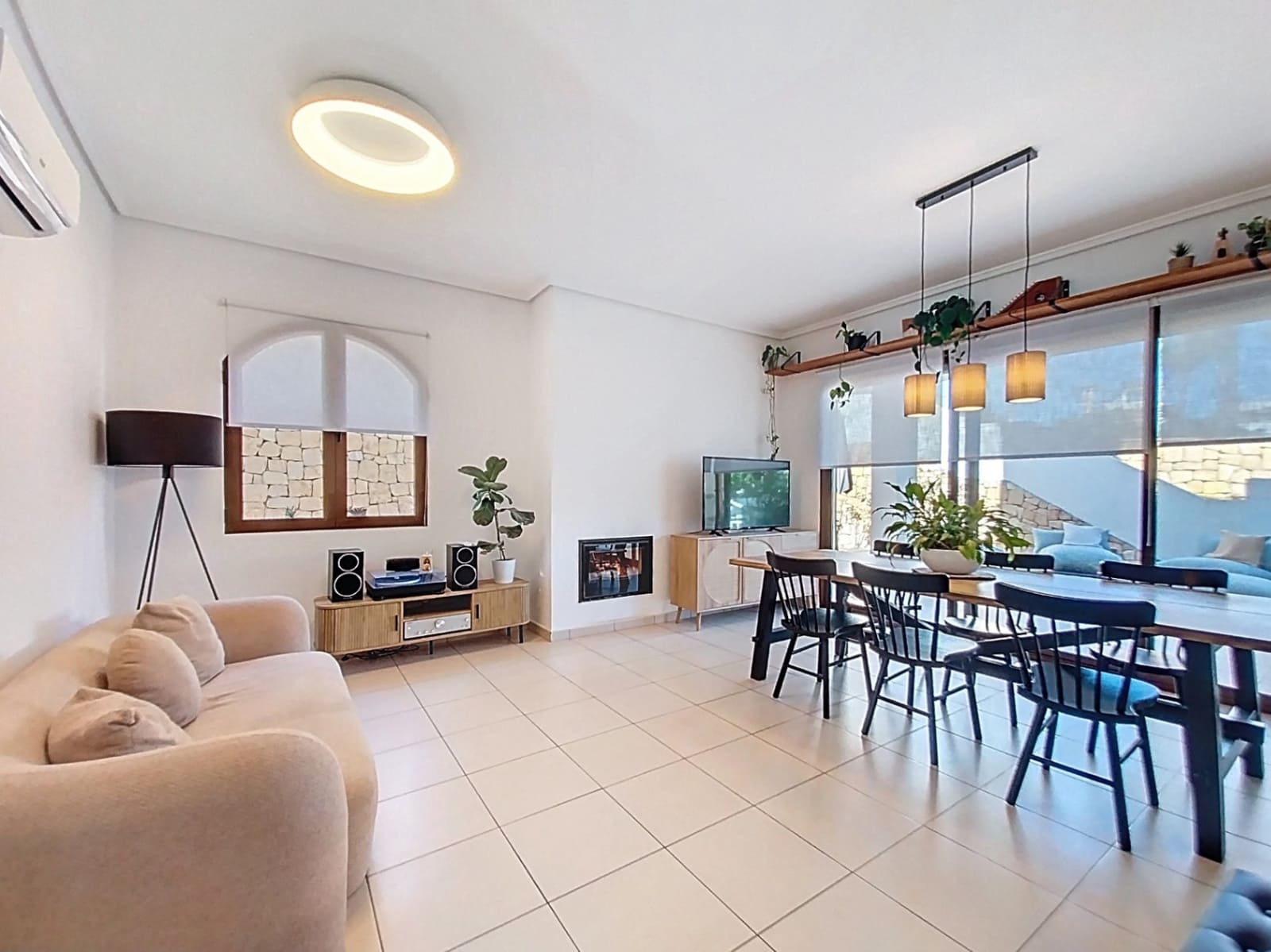 3 slaapkamer Halfvrijstaande villa te koop in Polop met zwembad garage - € 330.000 (Ref: 9572298)